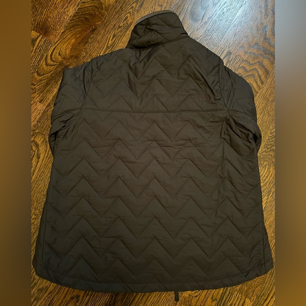 The North Face Jacket - Picture 4 of 4